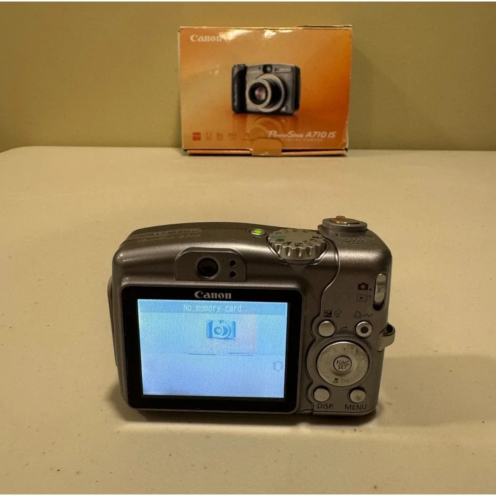 Canon PowerShot A710 IS 7.1MP Digital Camera 6x Zoom Silver Tested‎